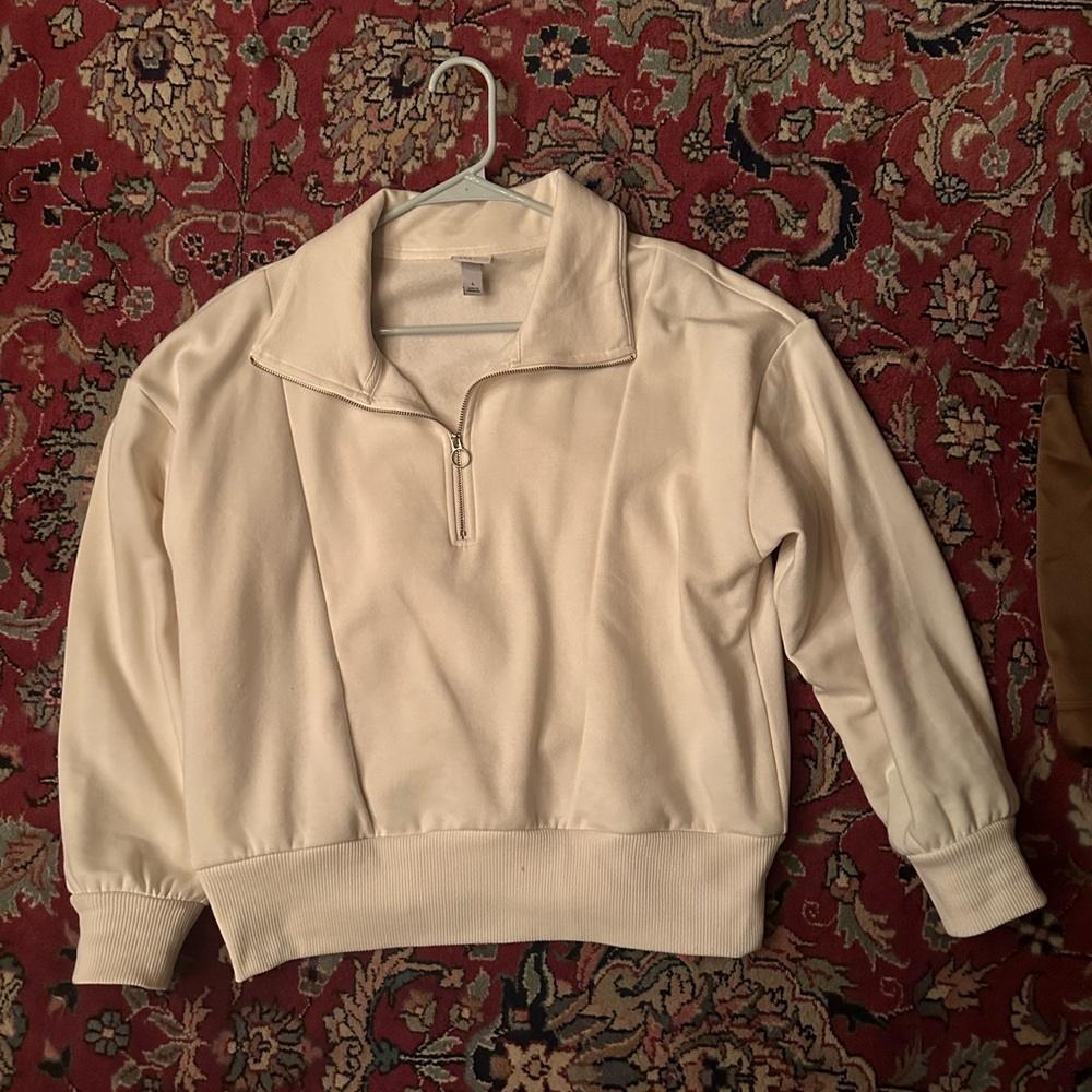 Quarter zip sweatshirt